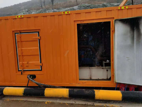 泸西发电机出租 柴油发电机组电压低报警怎么办？