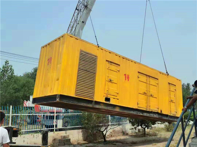 泸西300KW柴油发电机组油耗是多少？