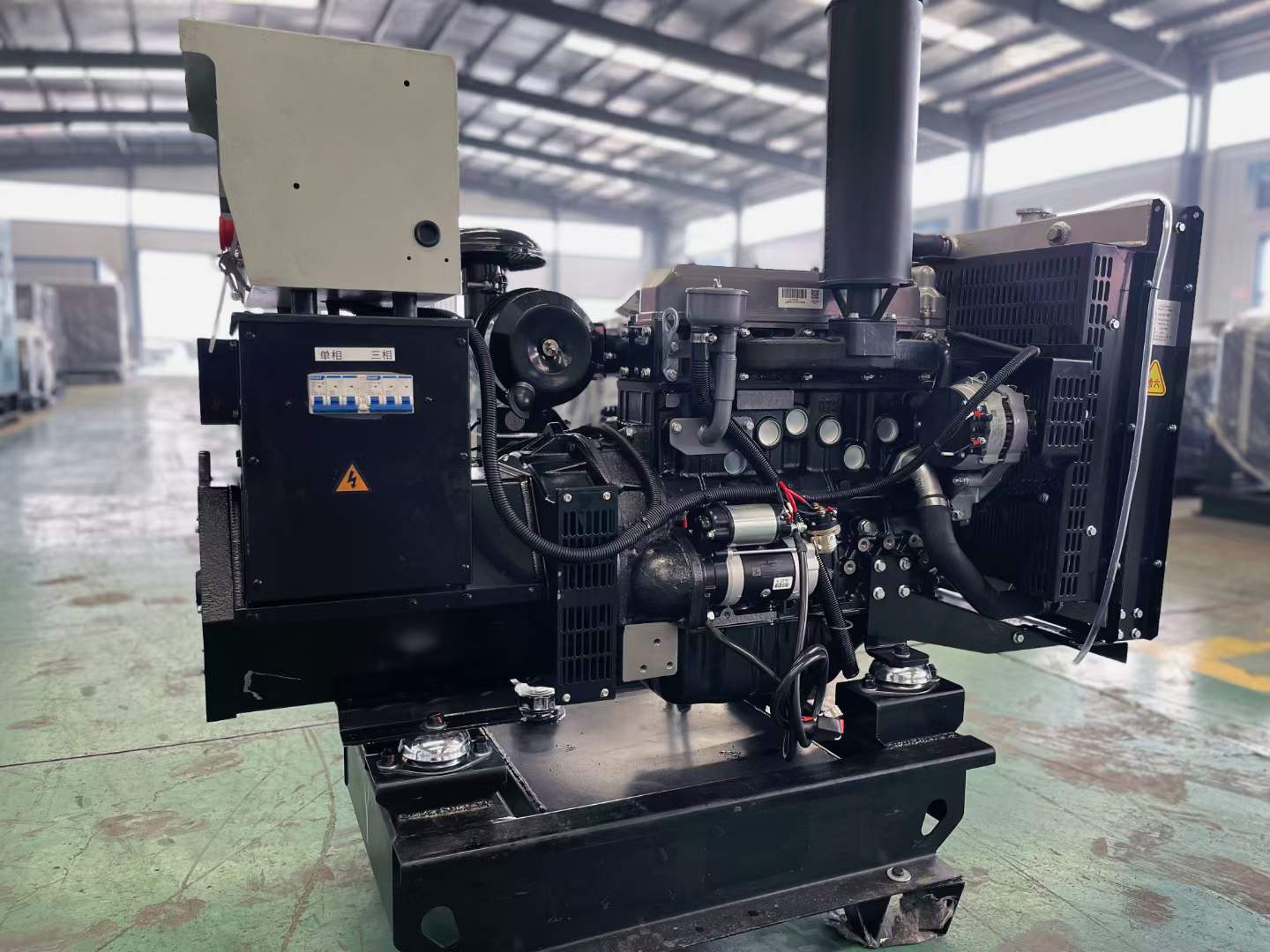 泸西如何降低电感性负载对发电机的影响？