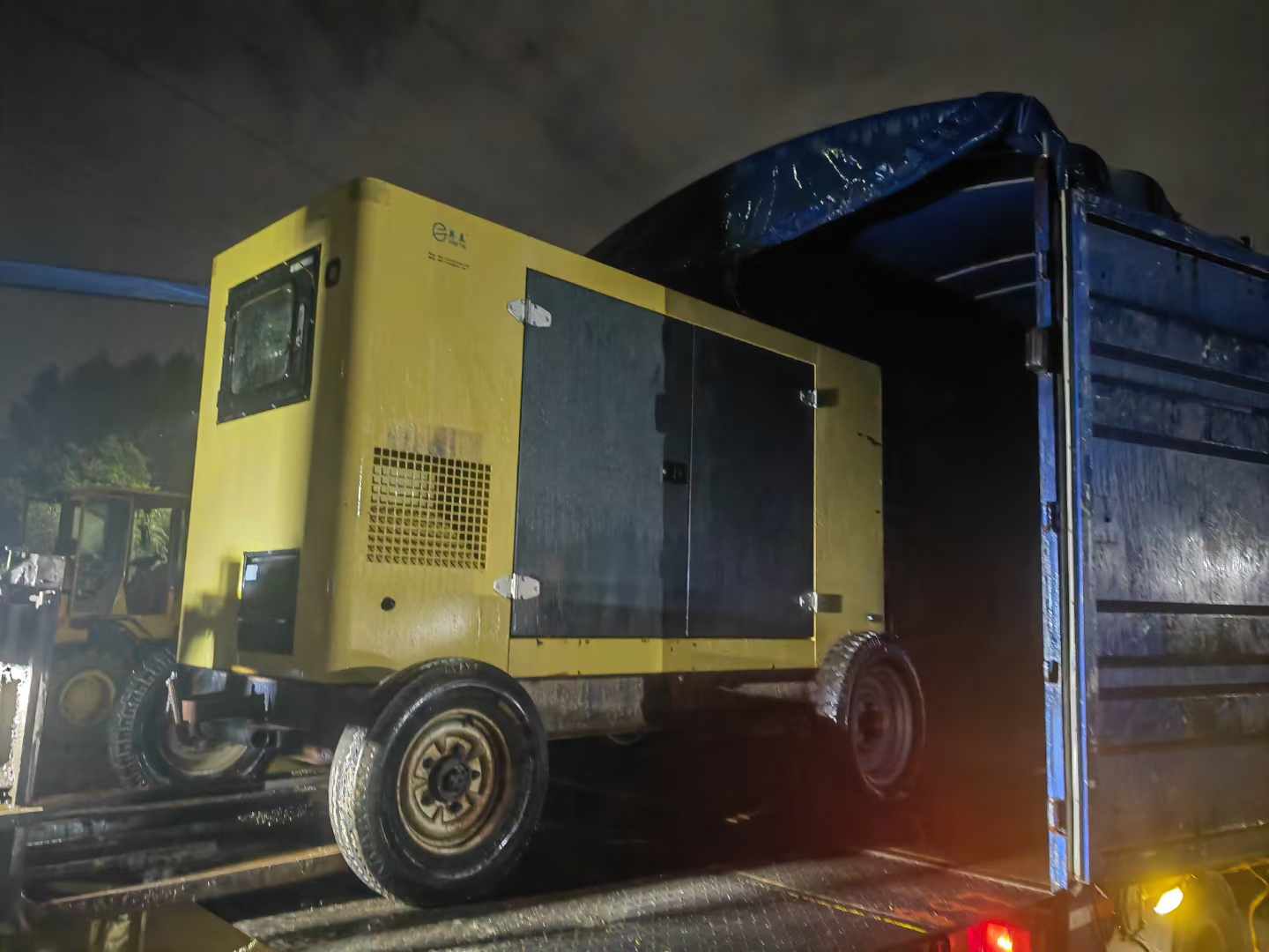 泸西如何根据负载特性选择合适的柴油发电机？