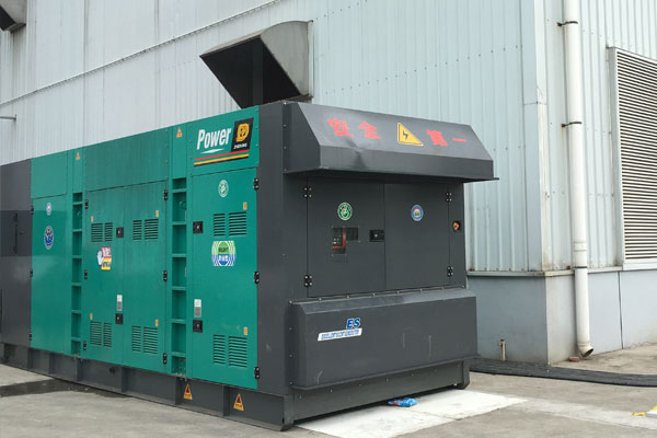 泸西燃油滤清器的更换流程是怎样的？