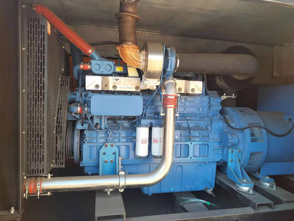 泸西柴油发电机组一般有几种电压输出？