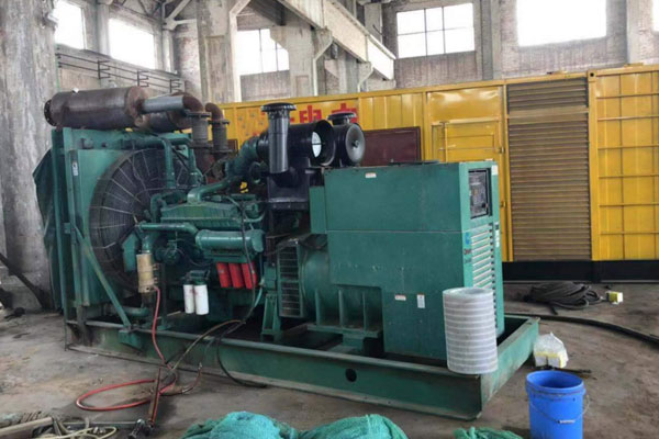 泸西发电机组的空气滤清器应该如何保养？