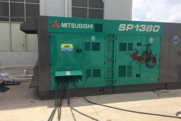 泸西为什么有些柴油发电机组的输出电压可以调节？