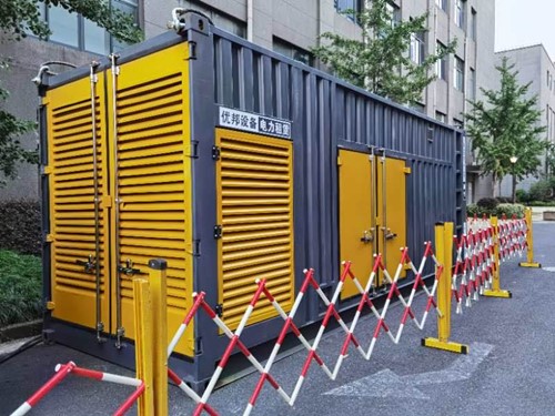 泸西如何使用转速表检查发动机的转速？