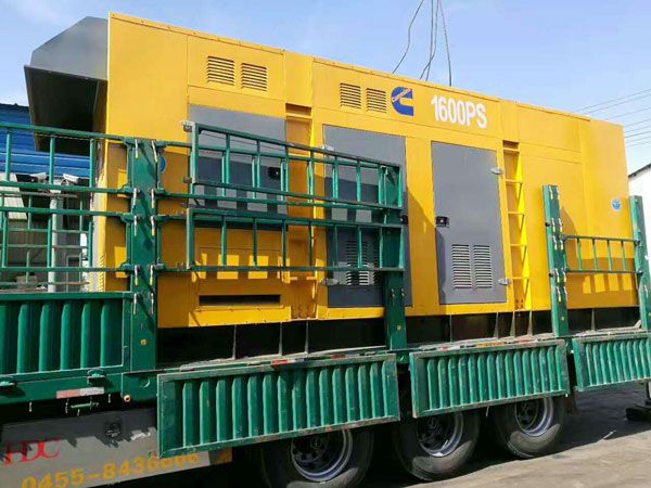 泸西测量水冷式机油散热器密封件尺寸时的注意事项有哪些？